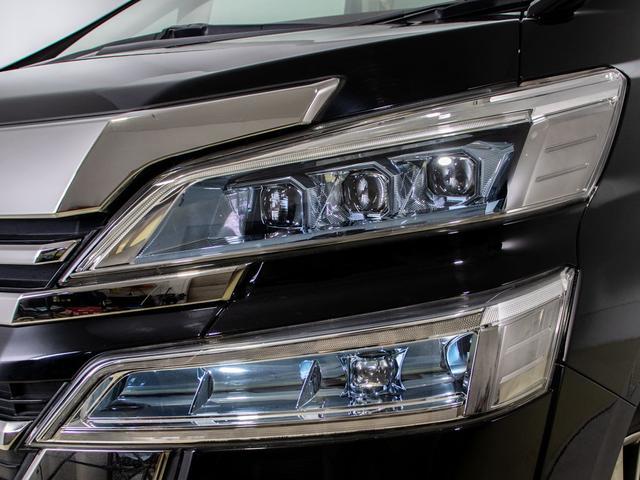 TOYOTA VELLFIRE HYBRID V