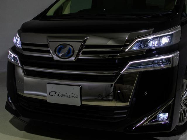 TOYOTA VELLFIRE HYBRID V