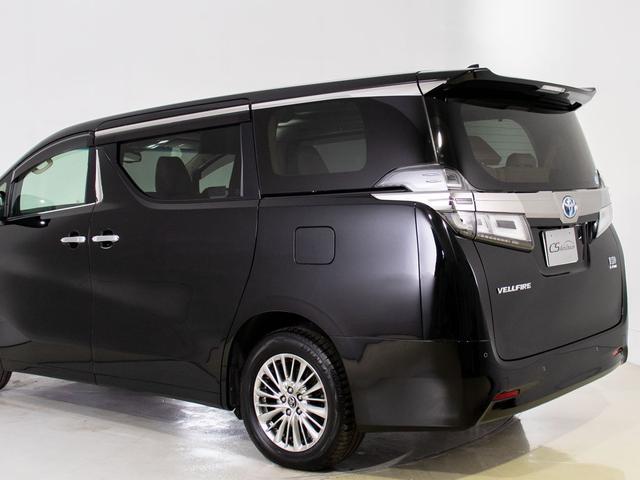 TOYOTA VELLFIRE HYBRID V