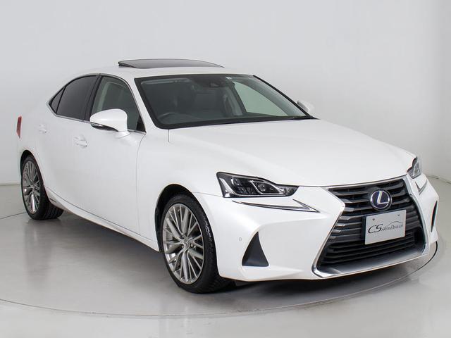LEXUS IS IS300H VERSION L