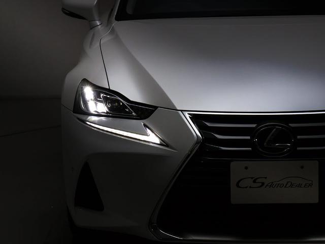LEXUS IS IS300H VERSION L