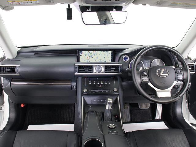 LEXUS IS IS300H VERSION L