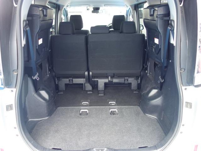 TOYOTA NOAH X