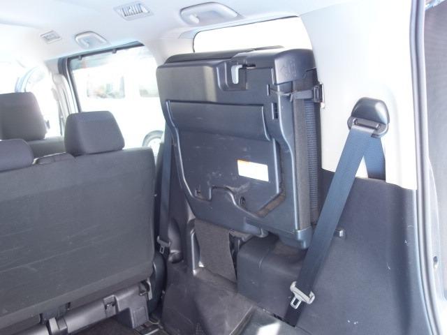 TOYOTA NOAH X