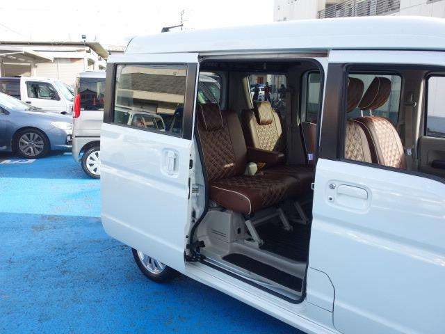 MITSUBISHI TOWN BOX G