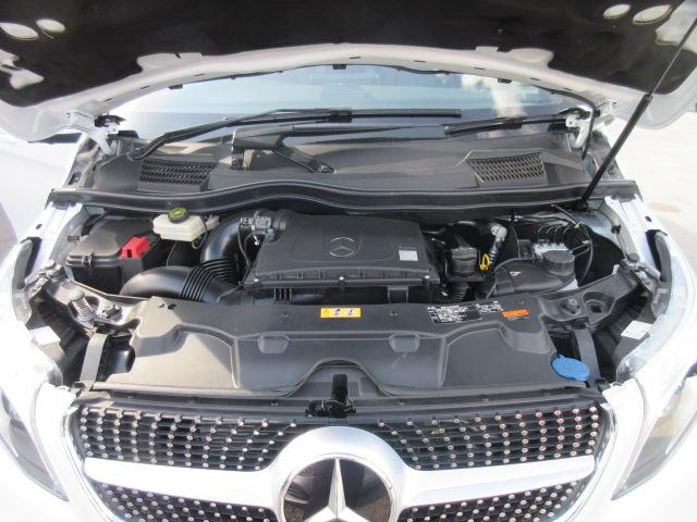MERCEDES BENZ V-CLASS V220D AVANTGARDE AMG LINE