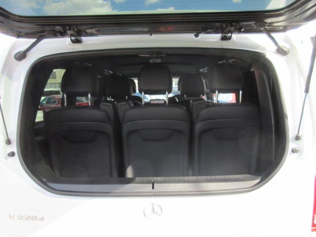 MERCEDES BENZ V-CLASS V220D AVANTGARDE AMG LINE