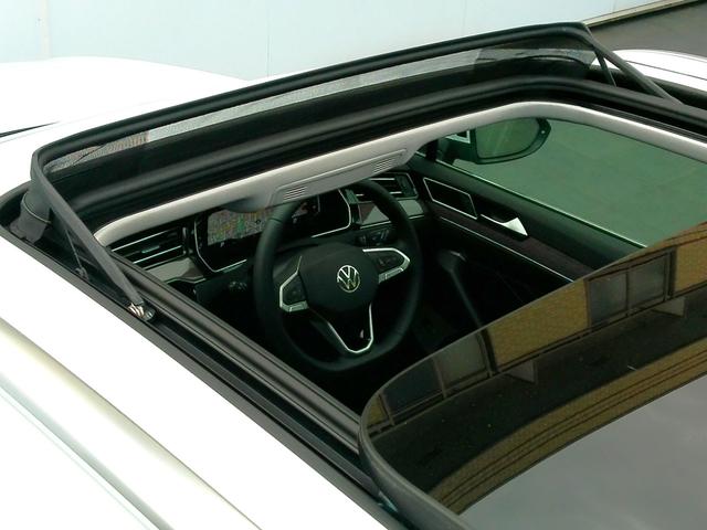 VOLKSWAGEN PASSAT VARIANT TDI ELEGANCE ADVANCE