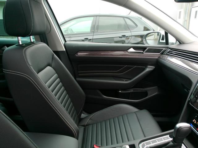 VOLKSWAGEN PASSAT VARIANT TDI ELEGANCE ADVANCE