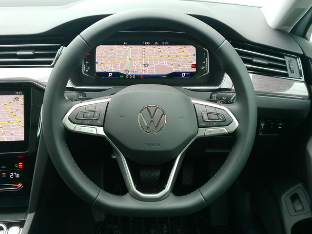 VOLKSWAGEN PASSAT VARIANT TDI ELEGANCE ADVANCE