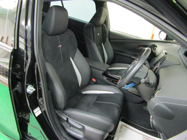 TOYOTA PRIUS PHV S NAVI PACKAGE GR SPORT