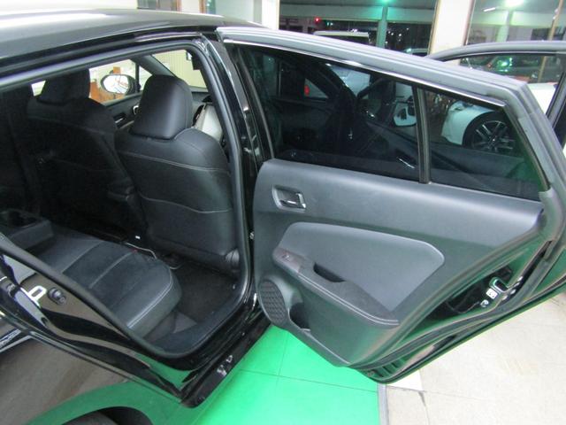 TOYOTA PRIUS PHV S NAVI PACKAGE GR SPORT