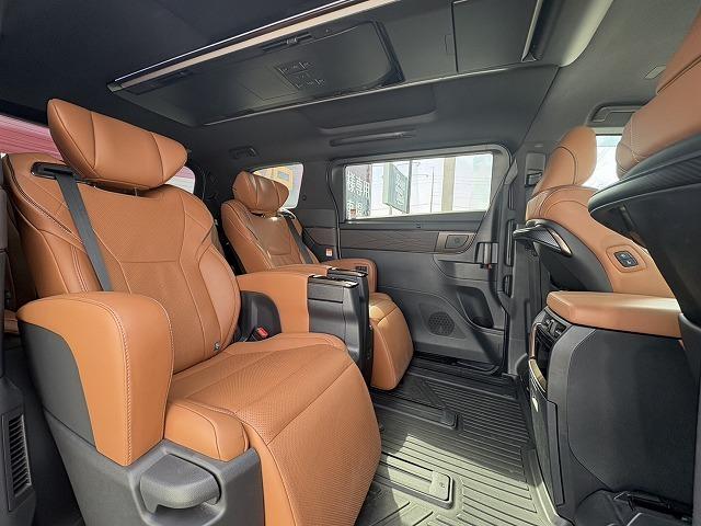 TOYOTA VELLFIRE HYBRID Z PREMIER