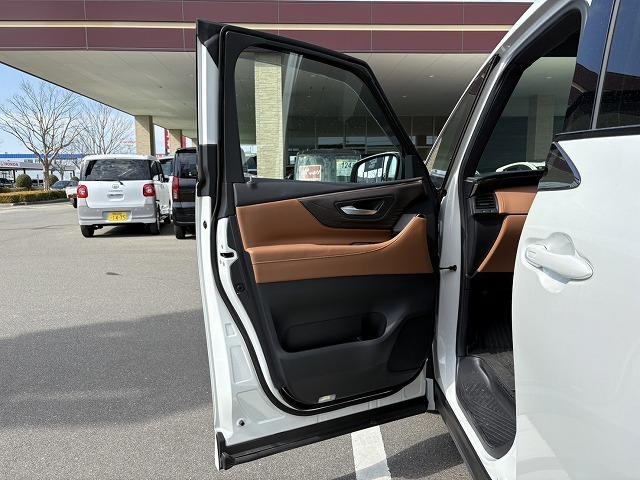 TOYOTA VELLFIRE HYBRID Z PREMIER