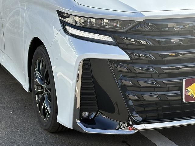 TOYOTA VELLFIRE HYBRID Z PREMIER
