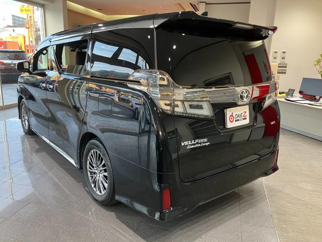 TOYOTA VELLFIRE 3.5 EXECUTIVE LOUNGE Z