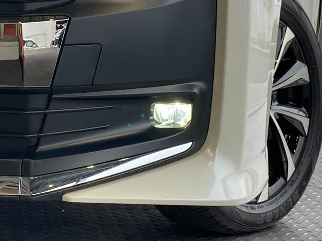 TOYOTA NOAH HYBRID S-Z