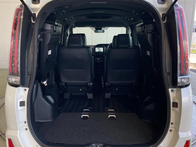 TOYOTA NOAH SI WxB