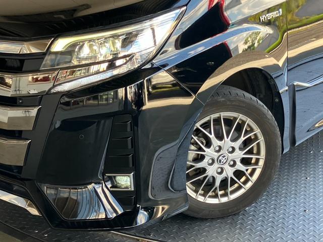 TOYOTA NOAH HYBRID SI WxB II