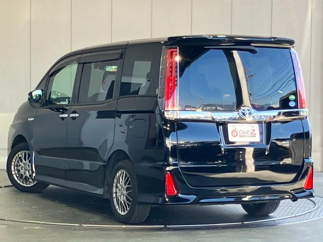TOYOTA NOAH HYBRID SI WxB II