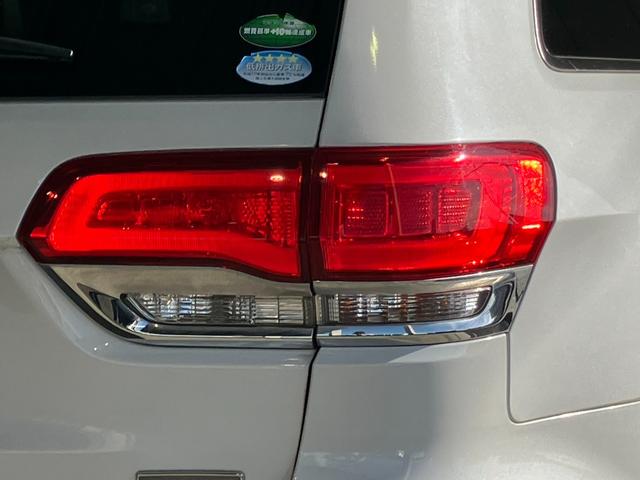 CHRYSLER JEEP JEEP GRAND CHEROKEE SUMMIT