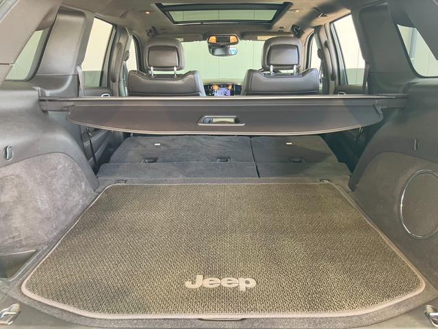 CHRYSLER JEEP JEEP GRAND CHEROKEE SUMMIT