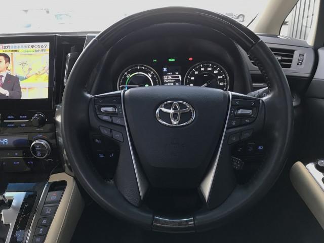 TOYOTA ALPHARD HYBRID EXECUTIVE LOUNGE S
