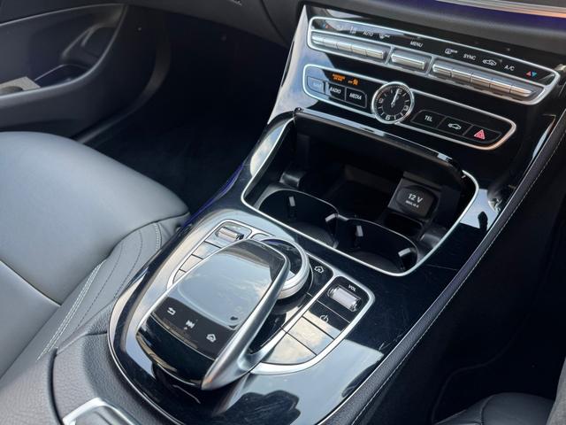 MERCEDES BENZ E-CLASS STATIONWAGON E200 STATIONWAGON AVANTGARDE AMG LINE