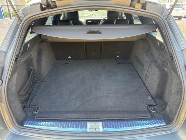 MERCEDES BENZ E-CLASS STATIONWAGON E200 STATIONWAGON AVANTGARDE AMG LINE