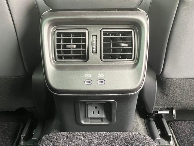 TOYOTA CROWN CROSSOVER G ADVANCED LEATHER PACKAGE