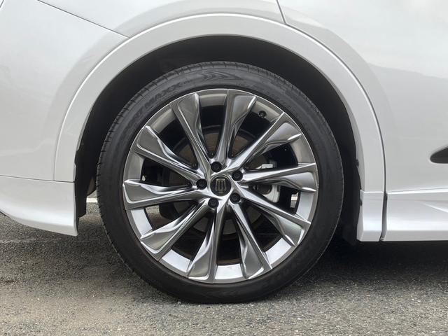 TOYOTA CROWN CROSSOVER G ADVANCED LEATHER PACKAGE