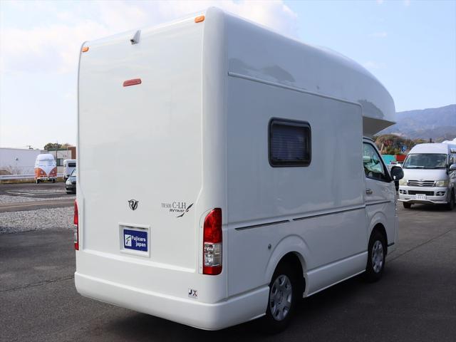 TOYOTA HIACE WAGON