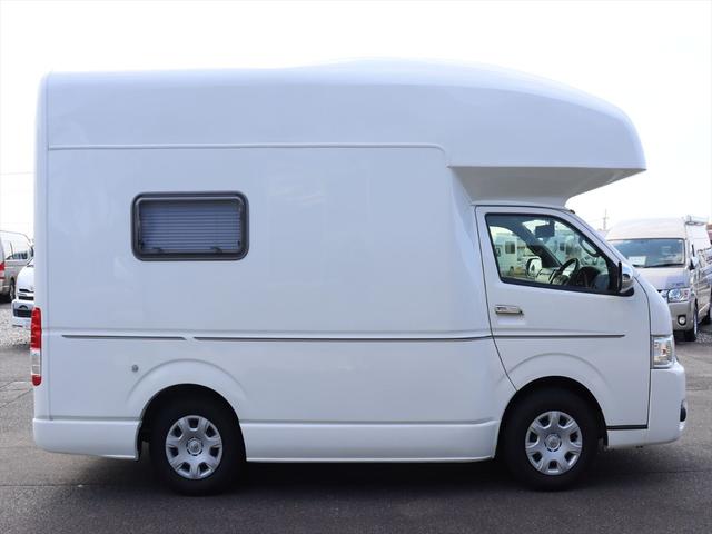 TOYOTA HIACE WAGON