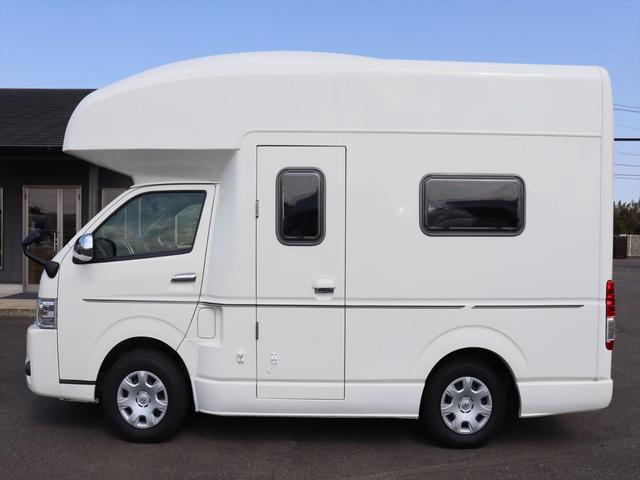 TOYOTA HIACE WAGON