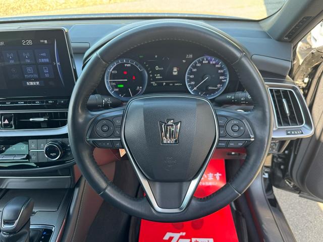 TOYOTA CROWN HYBRID RS LIMITED II
