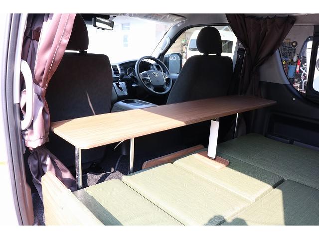 TOYOTA HIACE WAGON