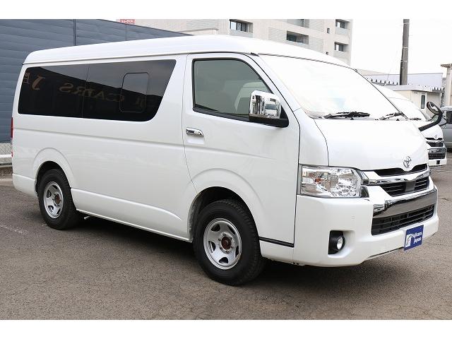 TOYOTA HIACE WAGON