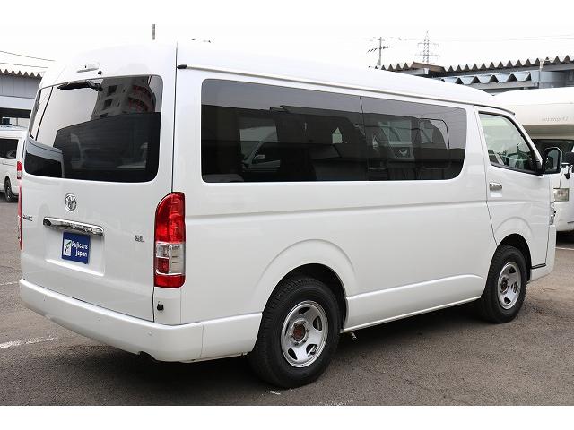 TOYOTA HIACE WAGON