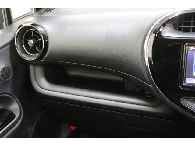 TOYOTA AQUA S STYLE BLACK