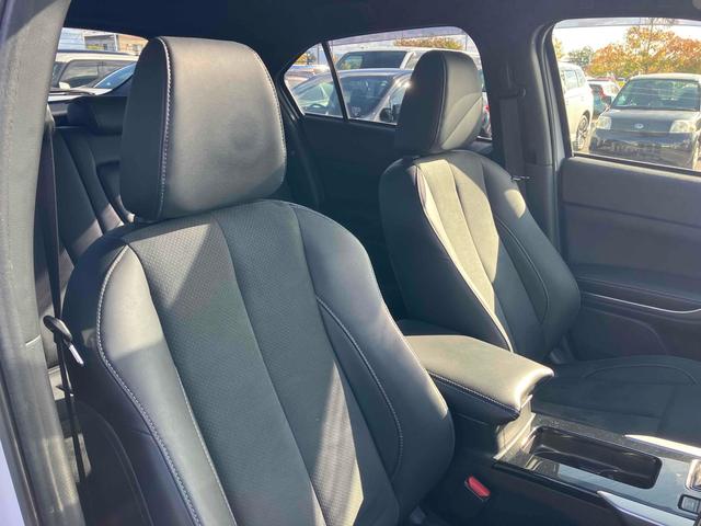 MITSUBISHI ECLIPSE CROSS G PLUS PACKAGE