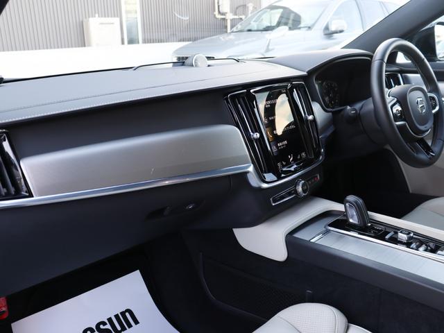 VOLVO V90 B6 AWD R-DESIGN
