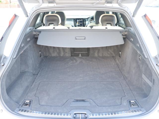VOLVO V90 B6 AWD R-DESIGN