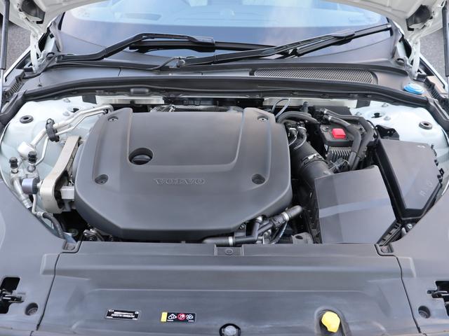 VOLVO V90 B6 AWD R-DESIGN