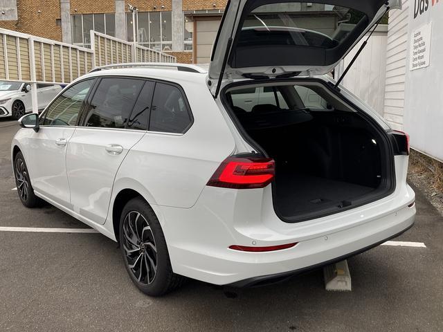 VOLKSWAGEN GOLF VARIANT ETSI ACTIVE PLATINUM EDITION