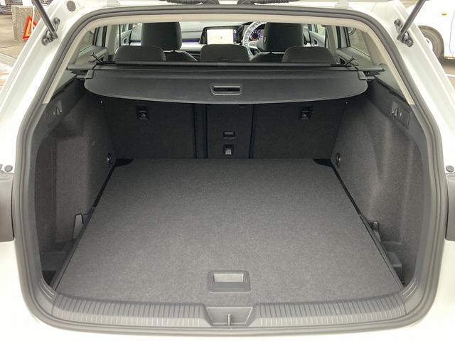 VOLKSWAGEN GOLF VARIANT ETSI ACTIVE PLATINUM EDITION