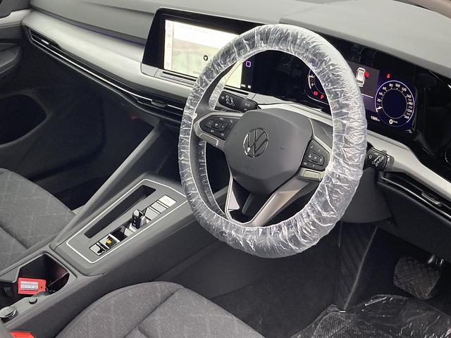 VOLKSWAGEN GOLF VARIANT ETSI ACTIVE PLATINUM EDITION