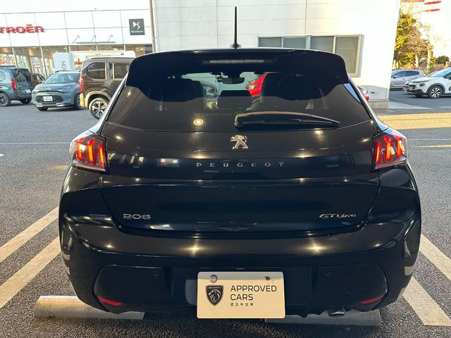 PEUGEOT 208 GT LINE