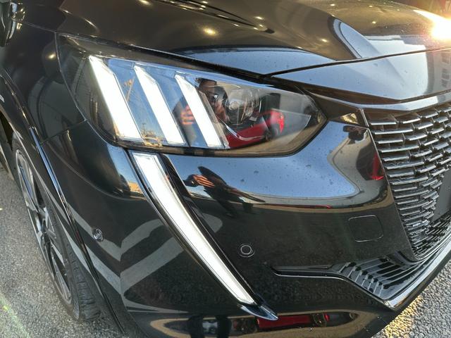PEUGEOT 208 GT LINE