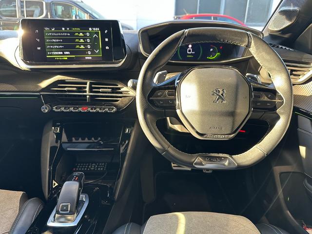 PEUGEOT 208 GT LINE
