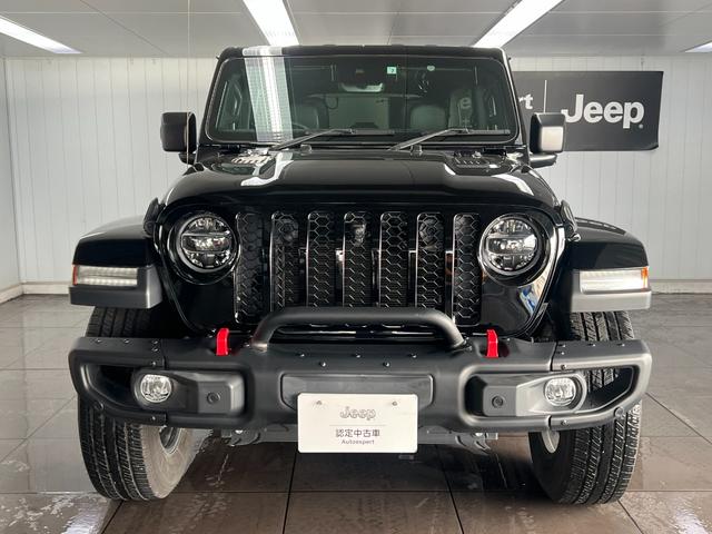 CHRYSLER JEEP JEEP WRANGLER UNLIMITED SAHARA